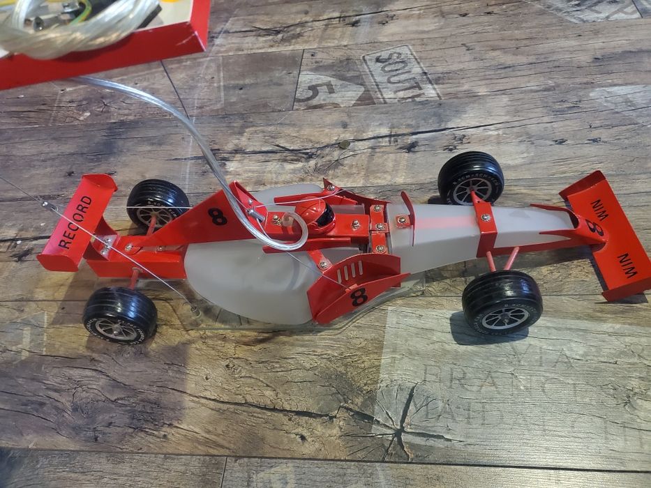 Lampa żyrandol formuła