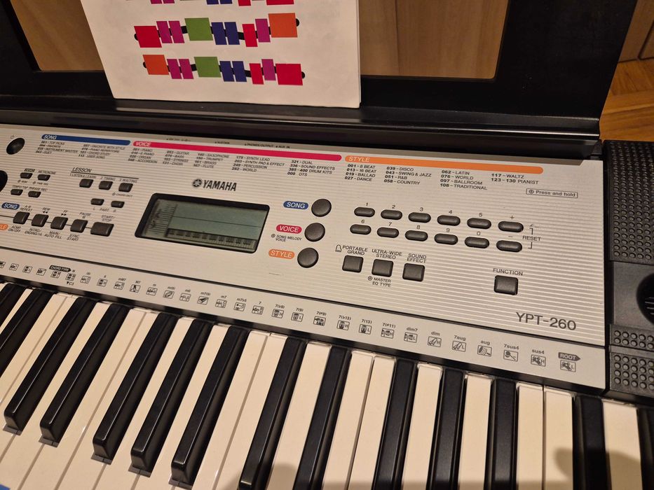 Keyboard Yamaha YPT-260
