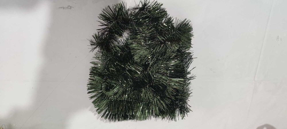 Grinalda decorativa de Natal verde