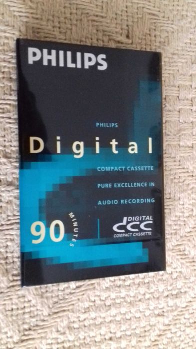 PHILIPS DCC cyfrowa kaseta magnetofonowa x4 pakiet 90 75 Nowe Folia
