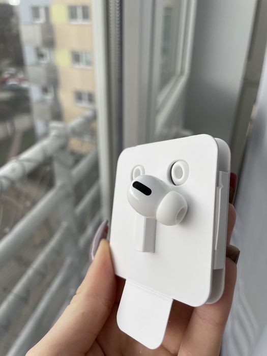 Новий Лівий Навушник AirPods Pro A2084 Left Original