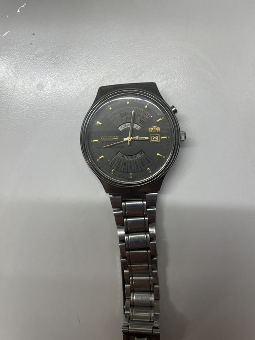 Продам  часы  механика