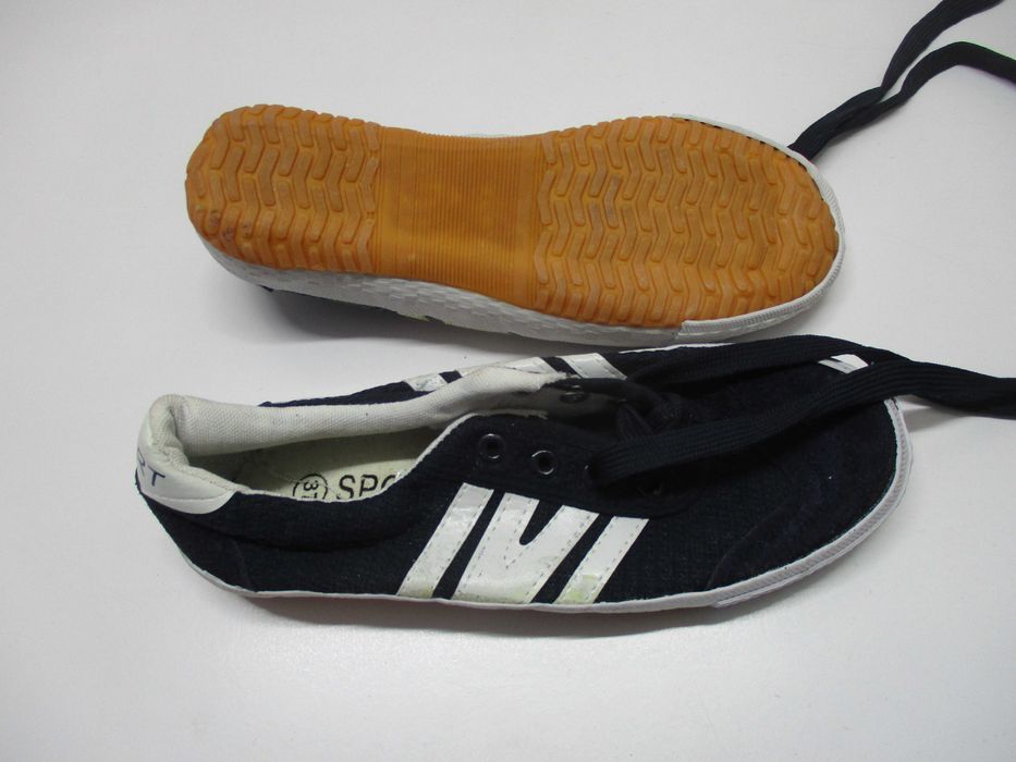 Tenisówki halówki nowe 36 rozmiar