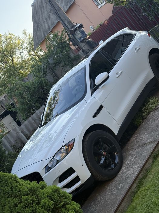 Продам свій Ягуар F-Pace 2019 року