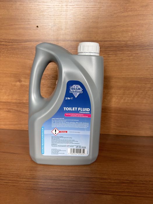 Plyn do toalet kempingowych przenosnych BLUE DIAMOND