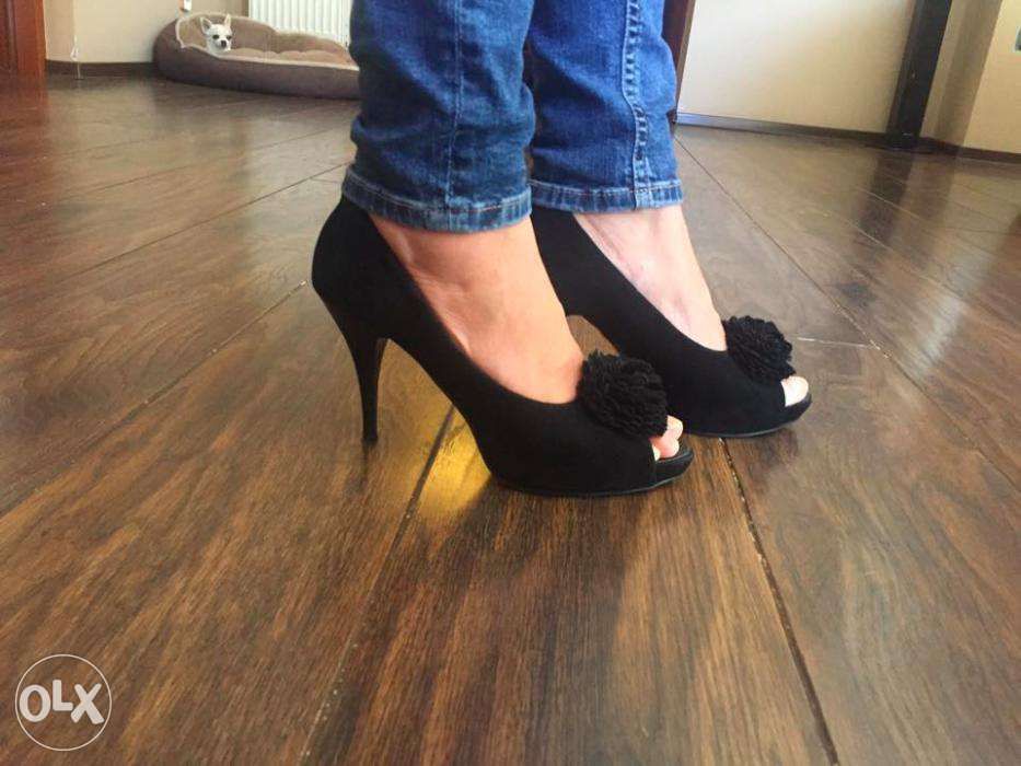 włoskie SZPILKI r.39