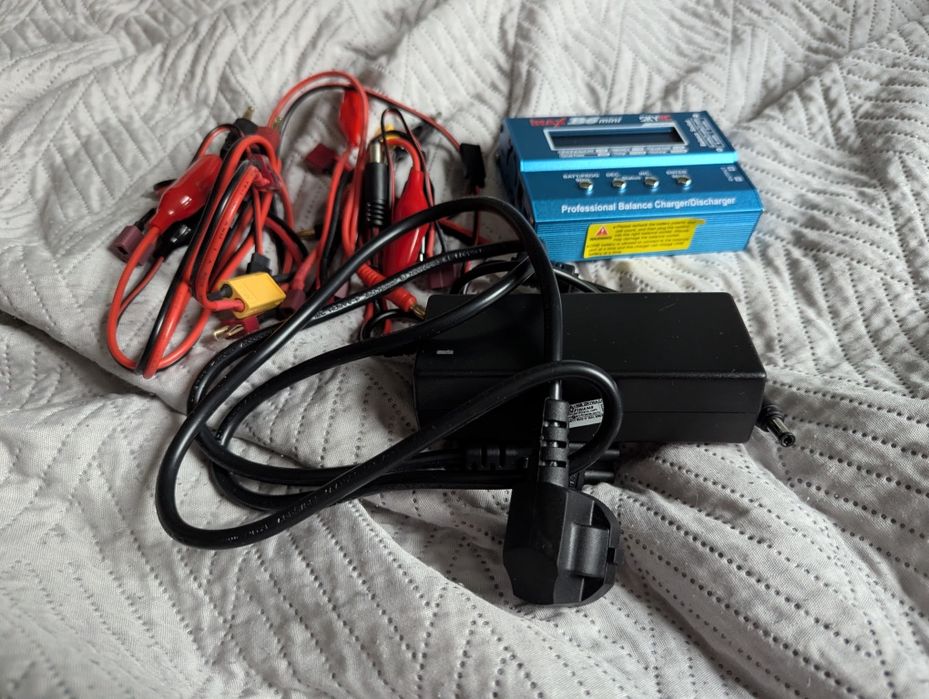 Ładowarka IMAX B6 mini
