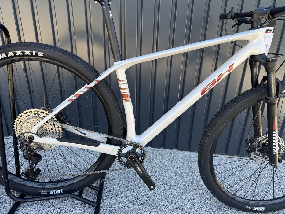 Bicicleta btt BH ultimate 6.0 nova