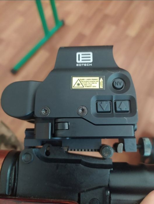 Планка Пикатинни Пікатіні