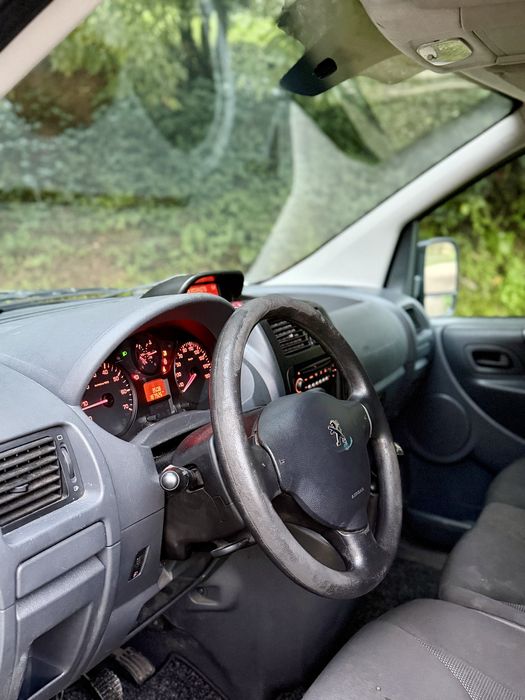 Peugeot Expert 1.6 HDI | Desde 135€/mês