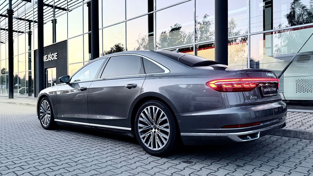 Audi A8