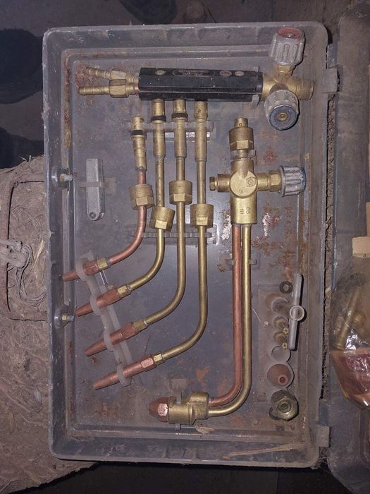 Комплект газосварочной аппаратуры , ацетиленовый генератор АСП-10