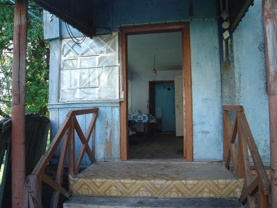 Продам дом с земельным участком и садом