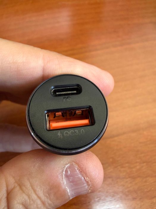 LISEN Carregador de carro carregamento rápido