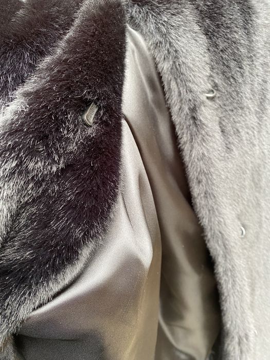 терміново продам шубу