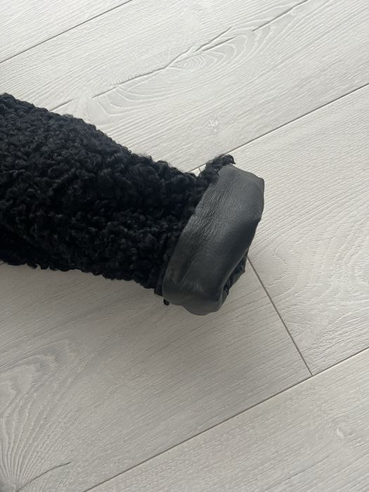 Futro z karakół . Krotkie, czarne, w mega dobrym stanie