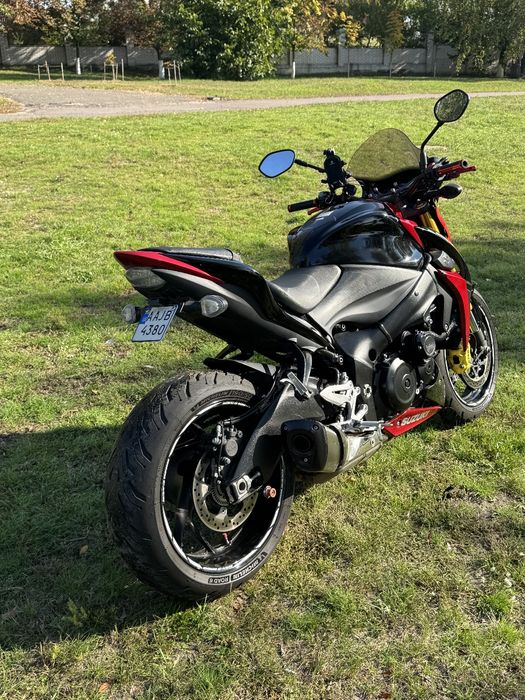 Продам мотоцикл Suzuki gsx s 1000 в супер стані