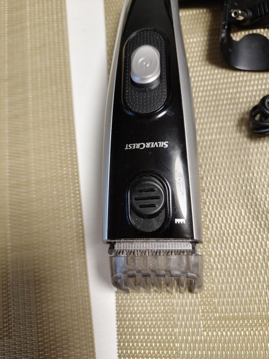 Akumulatorowa maszynka do strzyżenia