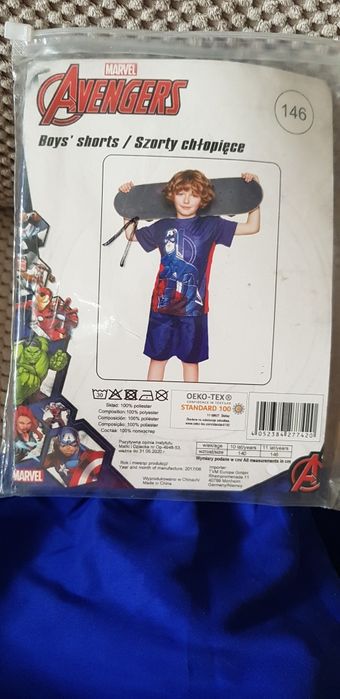 Spodenki chłopięce nowe Avengers r. 146