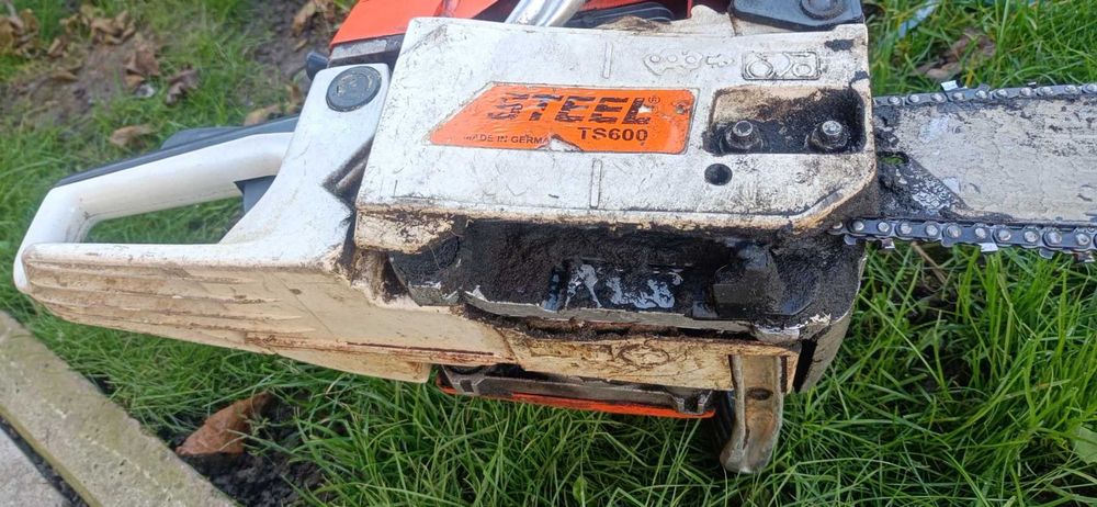 Продам бензопилу TS600