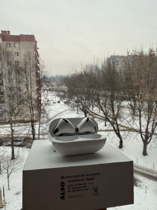 AirPods 4 - JAK NOWE!