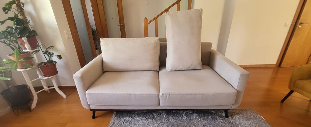 Qualidade Dicarmo: Sofá 3 Lugares Impecável