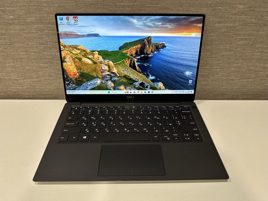 Ноутбук Dell XPS 9370 • FHD IPS • i5-8250U • DDR4 8ГБ • SSD 128ГБ
