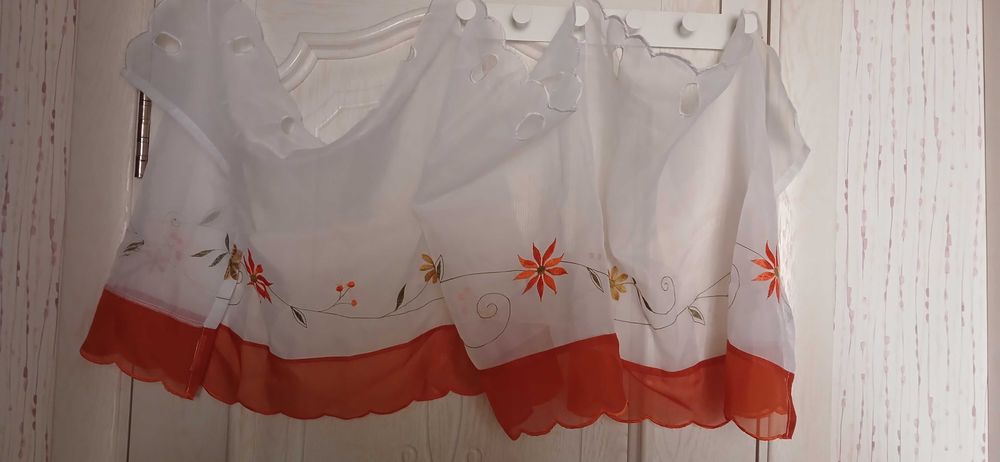 Тюли, занавески на окно