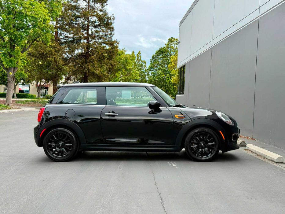 MINI Hardtop 2 Door Cooper      2016