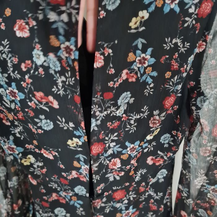 Vestido floral Mango