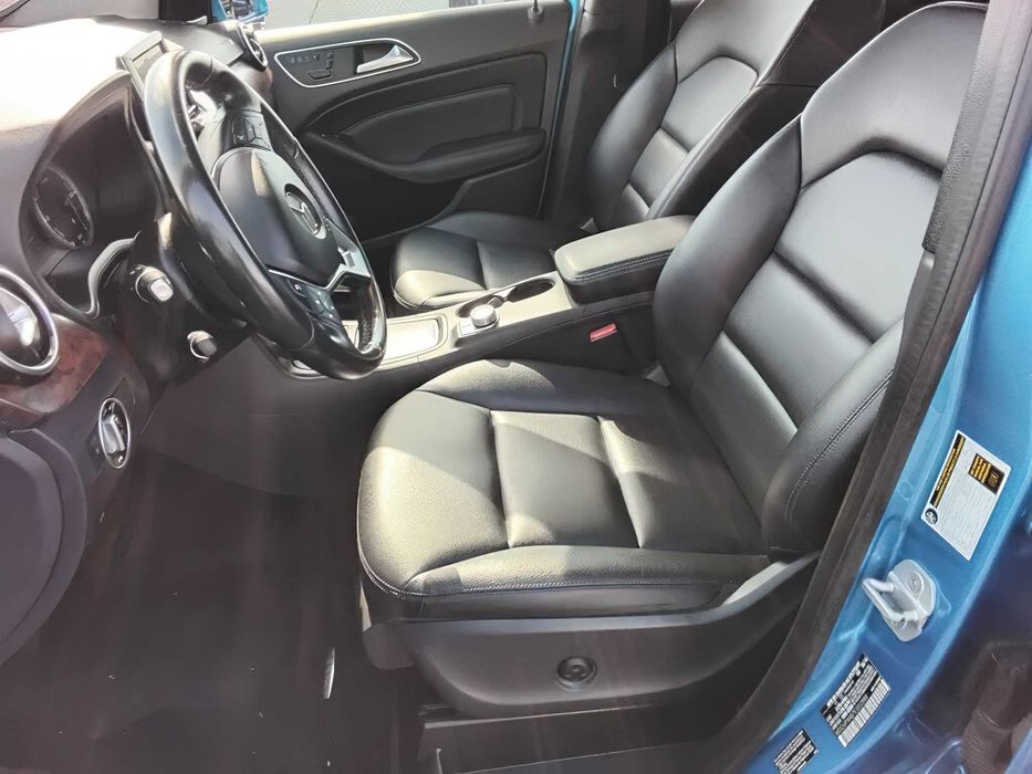 Mercedes-Benz B-Class      2014