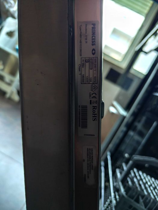 Máquina Lavar Loiça Princess x14 com avaria