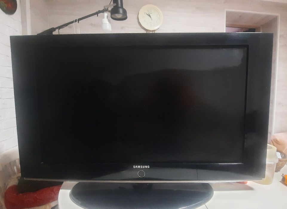 Телевізор Samsung LE37S81B