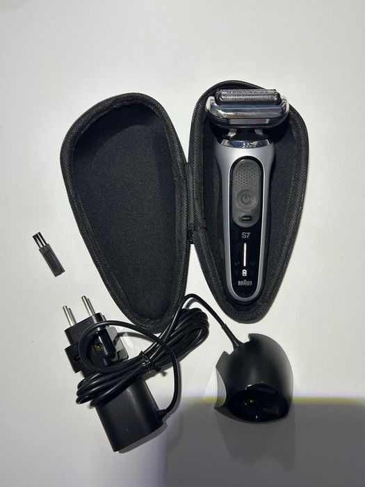 Електробритва Braun Series 7