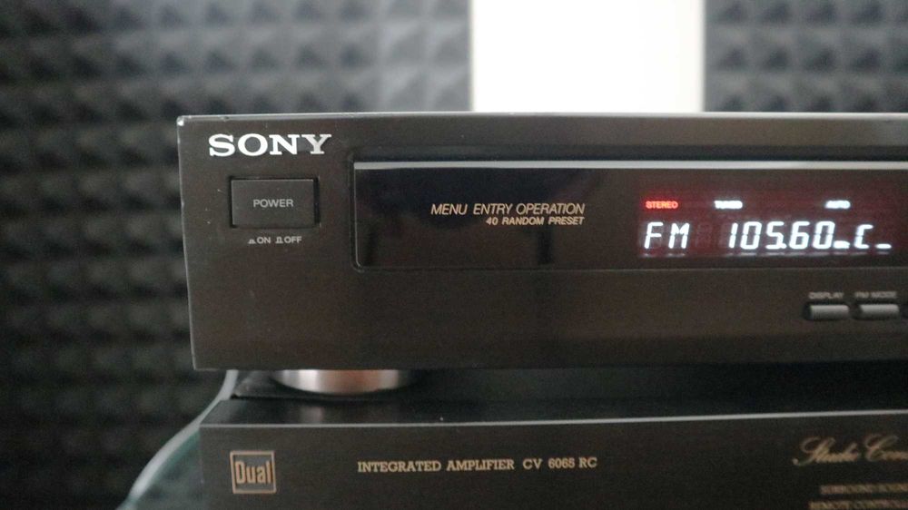 Фм тюнер приёмник   SONY ST-S215  Marantz ST-40