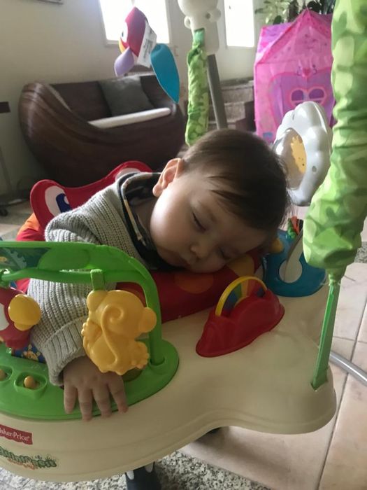 Jumper/saltitão/ Fisher Price