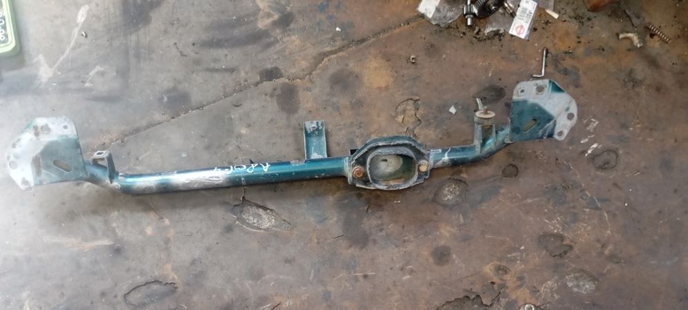 Передняя балка Ауди 80