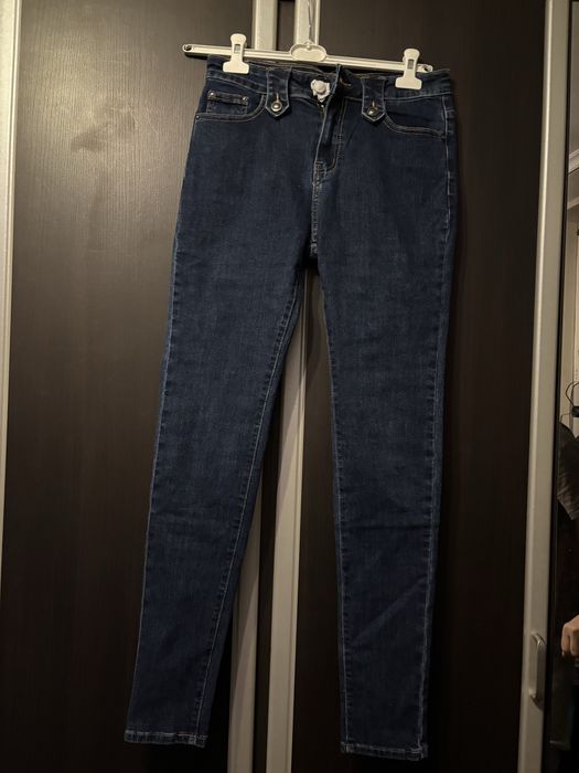 Nowe damskie jeansy