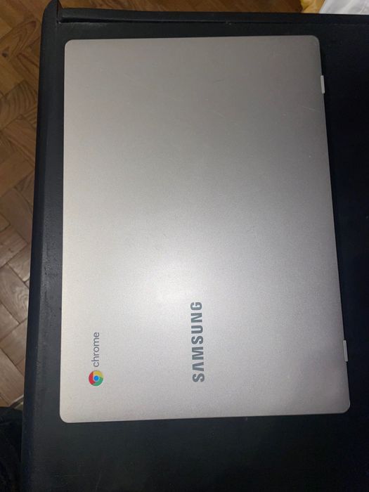 Computador Samsung Chrome Book com pouco uso