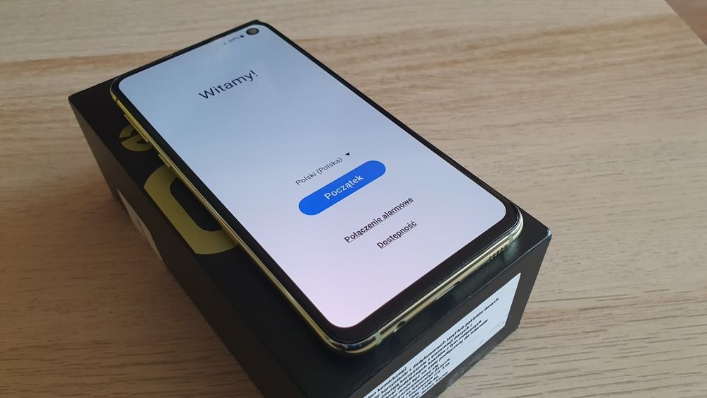 Samsung Galaxy S10e 6/128 Jak nowy