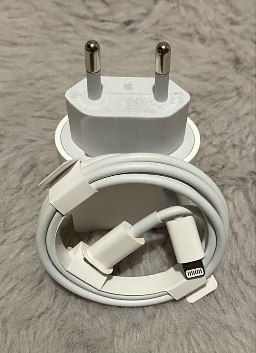 Nowa ładowarka Apple 20W