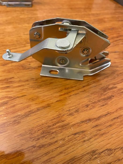 Замок багажника ВАЗ 2111, 2110, 2112 ЗАВОД