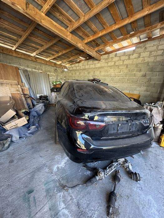 Розборка Infiniti Q50 2016