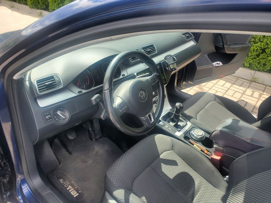 Продаж VW Passat b7
