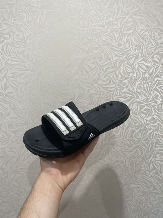 Шлепки Adidas Caruvo Vario слайды тапки адидас 43