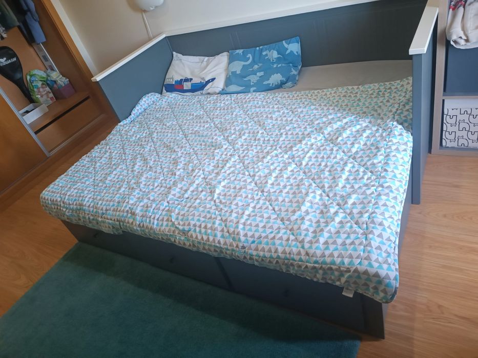 Cama e cómoda ikea