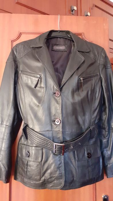 Casaco para senhora em pele genuina