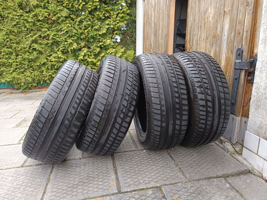 Opony Kormoran 215/55 16 letnie