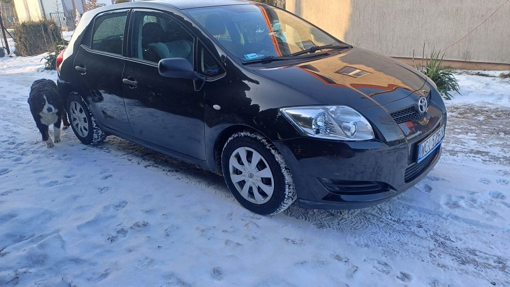 Toyota Auris 2009 r Gaz