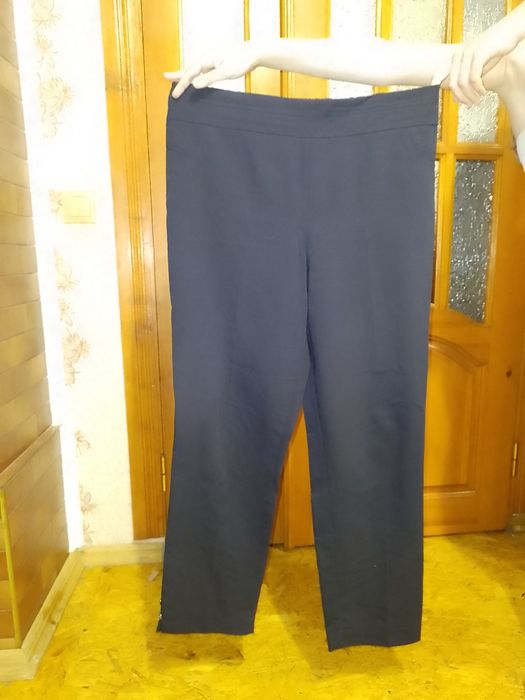 Продам брюки на розм 50-52 або L